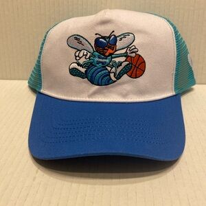 Zeuway Charlotte Hornets trucker cap